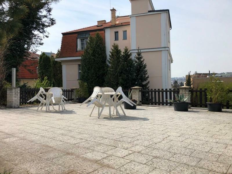 Rooms In Prague-Big+Comfy Exterior photo